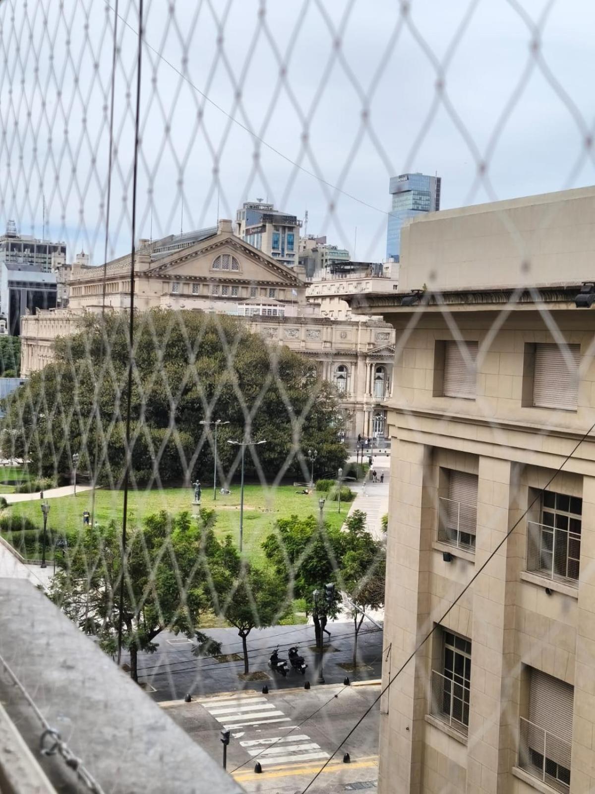 Ciudad De Buenos Aires - Proximo A La Recoleta Teatro Colon Obelisco - Apartamento Ideal Para Parejas Y Familias A — Photos 1